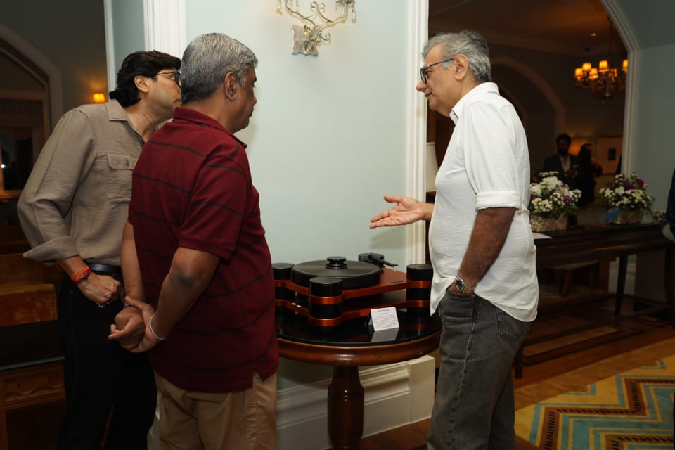 Sphinx Audio, SME Music, and Siltech: A Private Evening at The Taj Mahal Palace 10 SME Model 60 One of One Bespoke Turntable Audio Lounge Mumbai.jpg